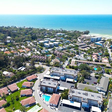 סרסוטה Updated Condo With Pool, Walk To Crescent Beach & Restaurants! מראה חיצוני תמונה