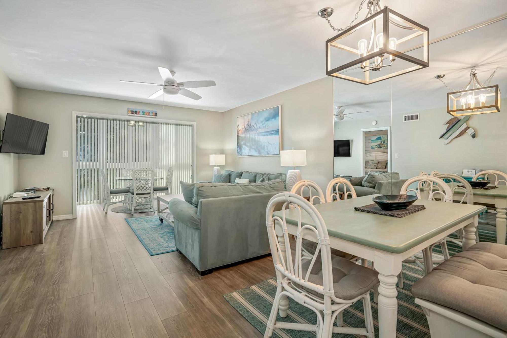 סרסוטה Updated Condo With Pool, Walk To Crescent Beach & Restaurants! מראה חיצוני תמונה