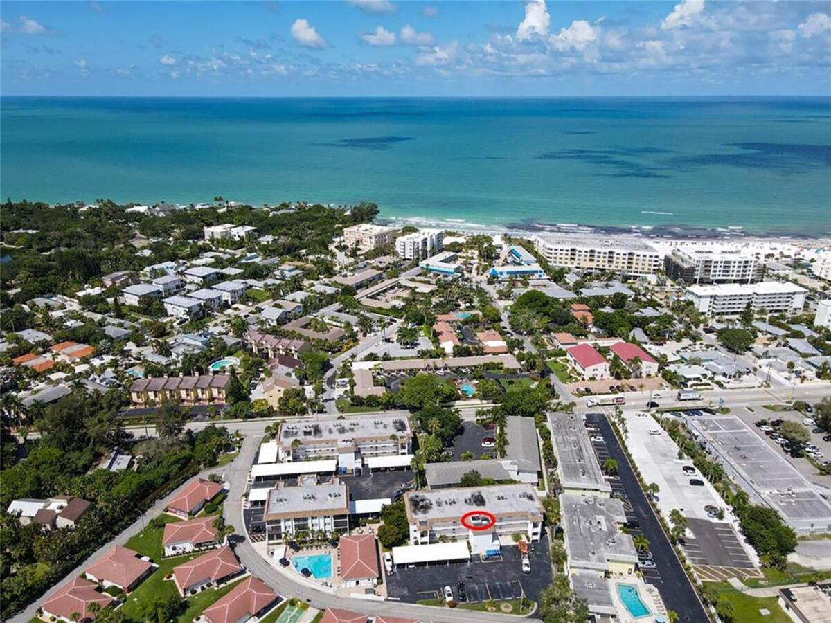 סרסוטה Updated Condo With Pool, Walk To Crescent Beach & Restaurants! מראה חיצוני תמונה