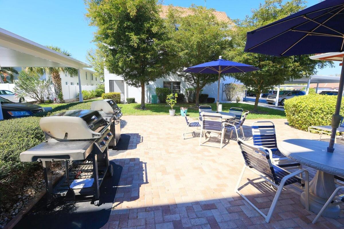 סרסוטה Updated Condo With Pool, Walk To Crescent Beach & Restaurants! מראה חיצוני תמונה